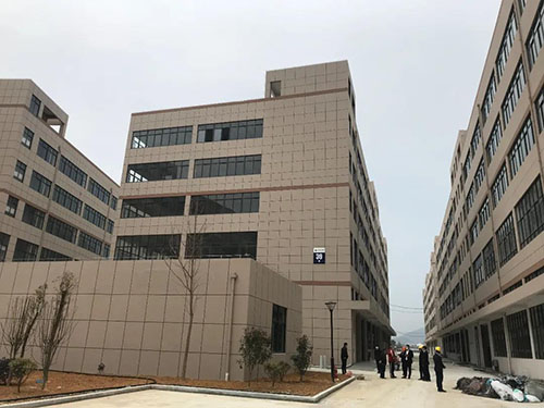 (招標(biāo)代理)百色市工業(yè)園區(qū)小微企業(yè)創(chuàng)業(yè)基地項(xiàng)目(標(biāo)準(zhǔn)廠房部分)--B地塊施工招標(biāo)